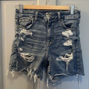American Eagle Women's Next Level Stretch X Cut Off Midi Shorts Size 4